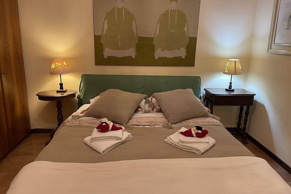 Rome-Lovely spacious Quite villa- Metro to downtown in La Storta, Rome