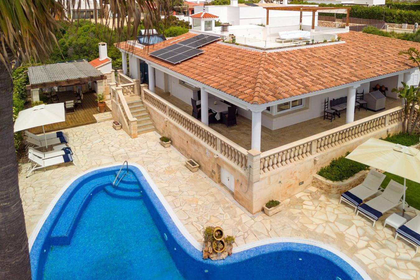 Villa 'Rafael' con vistas al mar, Wi-Fi y aire acondicionado in Punta Prima, Sant Lluís