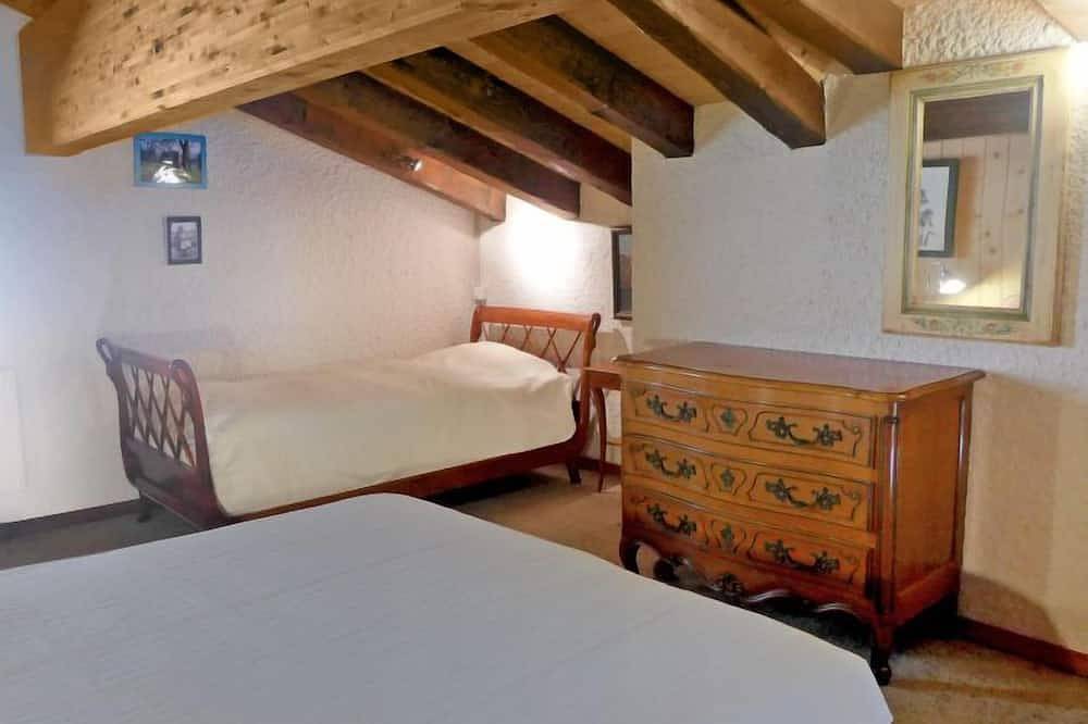 Appartement entier, Les Aiguilles d'Argent 10 by Interhome in Chesières, Ollon (Villars-sur-Ollon)