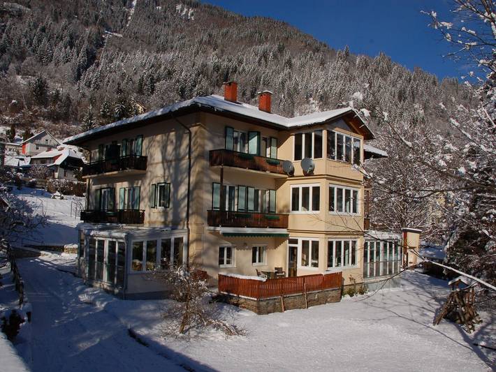 Hotel für 3 Personen, mit Seeblick und Garten sowie Balkon, mit Haustier in Treffen am Ossiacher See - 3