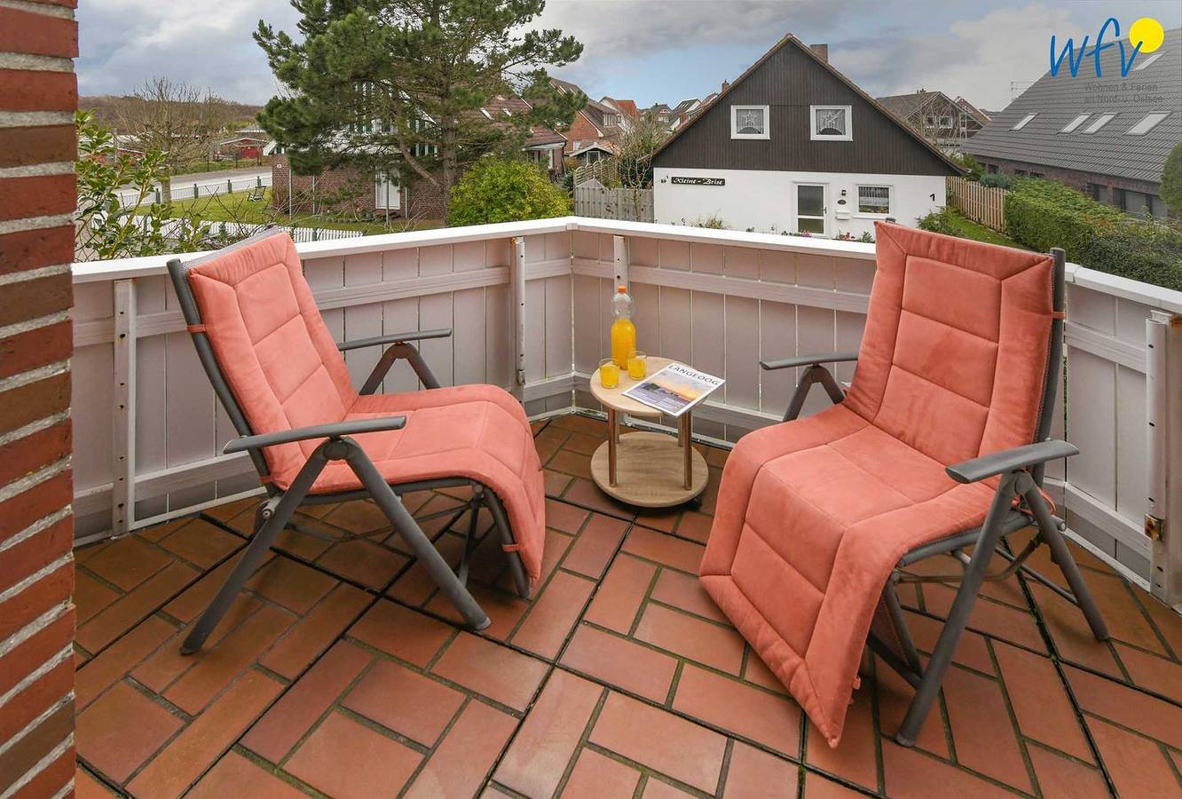 Entire apartment, Komfortable Ferienwohnung mit Balkon und moderner Ausstattung auf Langeoog in Langeoog