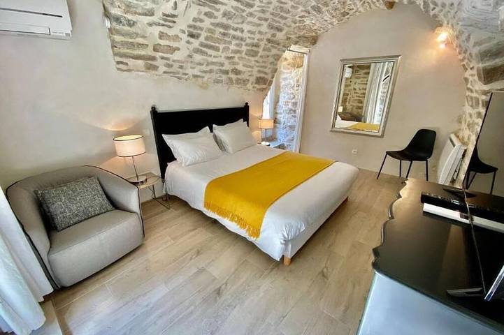 Gîte pour 2 personnes, avec jacuzzi et jardin à Martignargues - 4