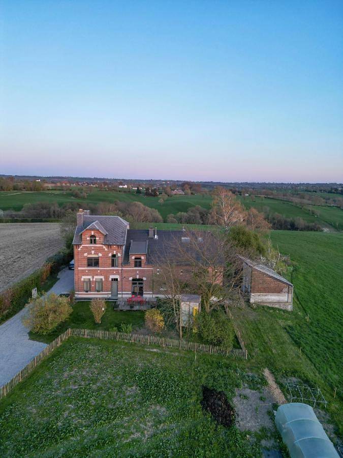 Location de vacances pour 2 personnes, avec jardin ainsi que vue et terrasse à Aubel - 4