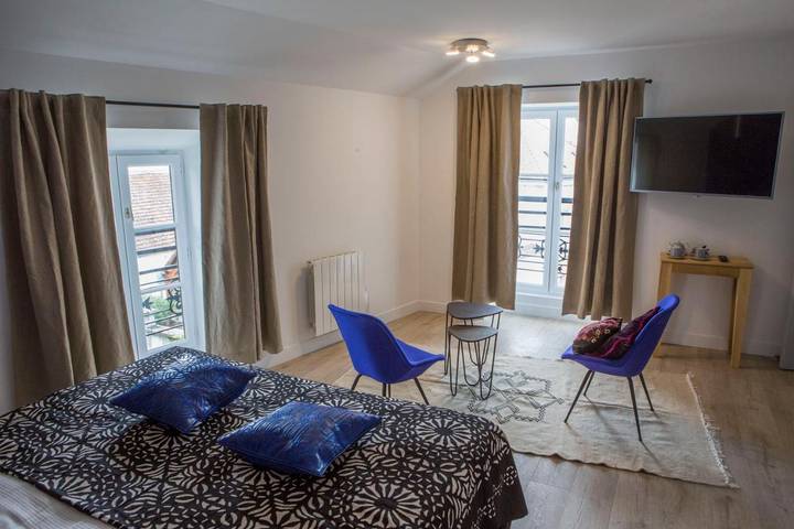 Hôtel pour 2 personnes, avec vue à Nuits-Saint-Georges - 2