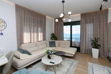 Villa für 11 Personen in Orikum, Albanien, Bild 2