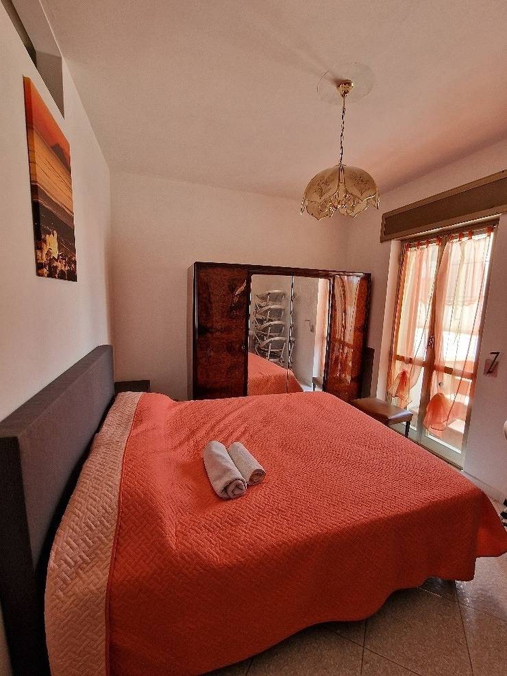 Appartement de vacances entier, Appartement de vacances pour 6 personnes avec vue in Stignano, Côte Ionienne Calabre