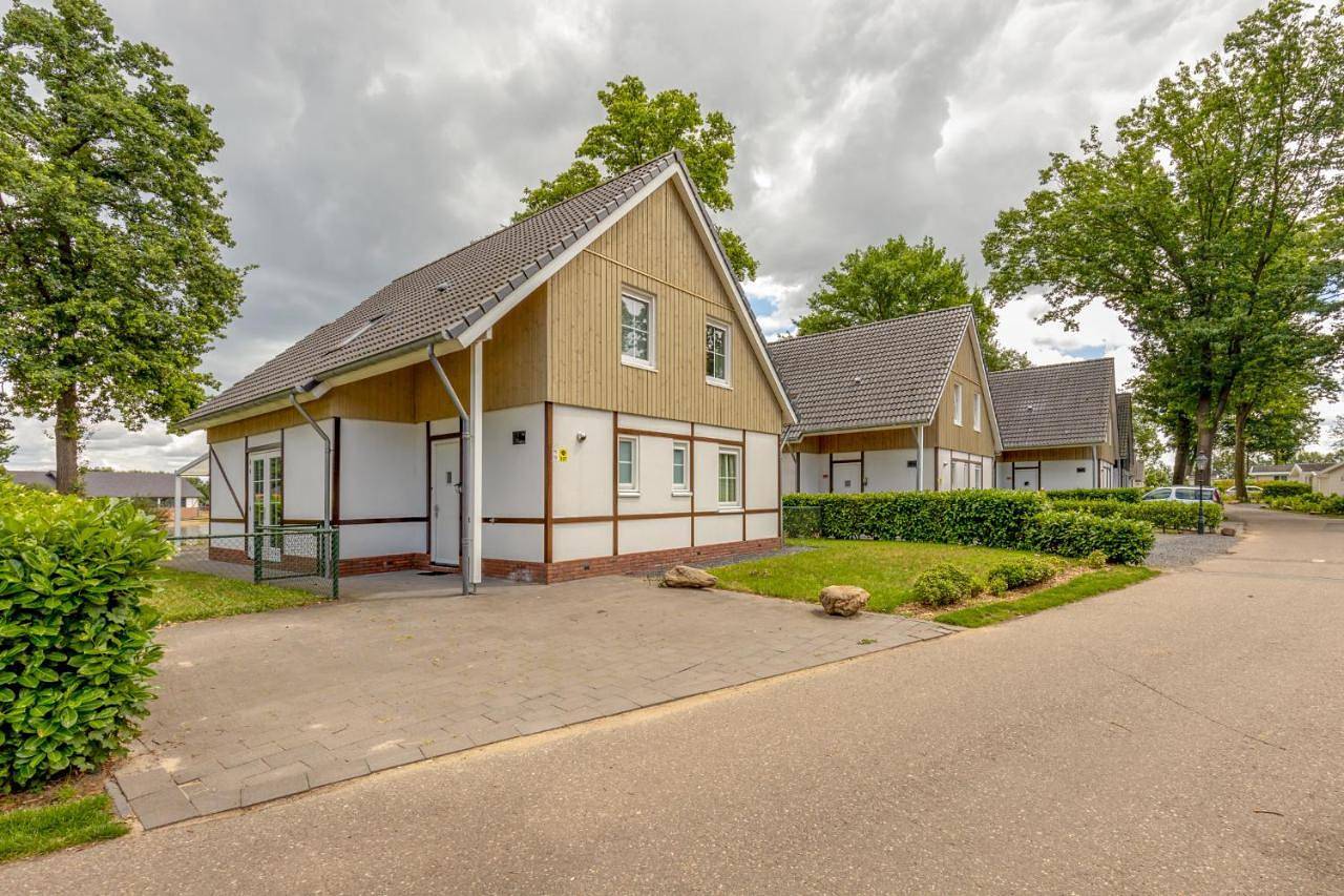 Villa Watergeluk ҉ in Susteren, Limburg (Niederlande)