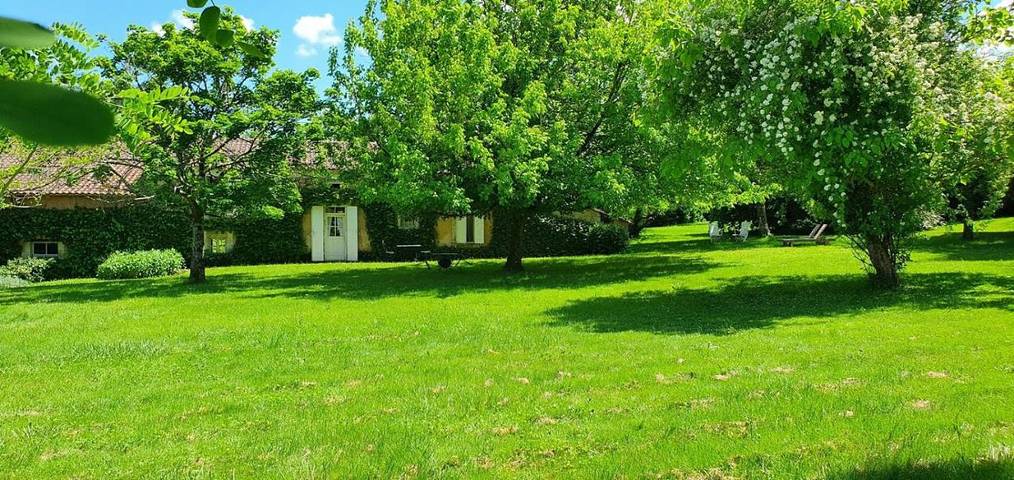Location de vacances pour 10 personnes, avec jardin, animaux acceptés à Ribérac - 2