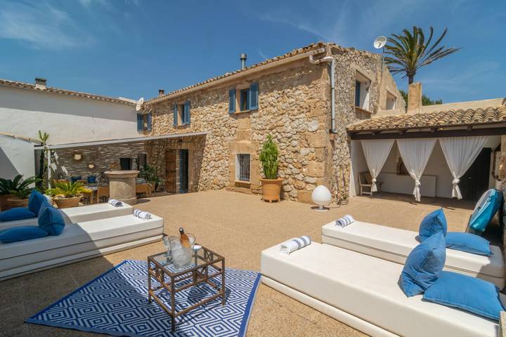 Finca für 8 Personen, mit Terrasse in Port de Pollença