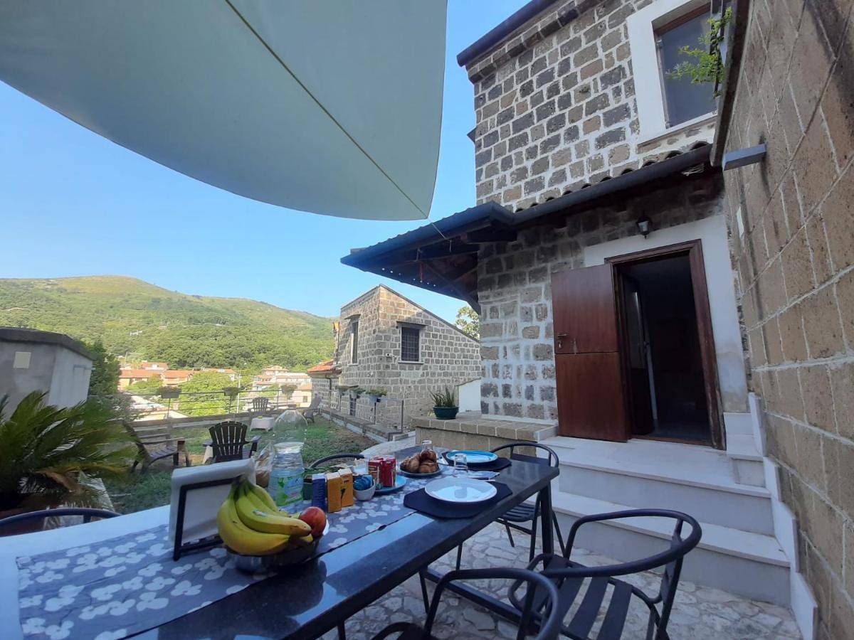 Double Room with Private Bathroom in Caserta, Provincia di Caserta