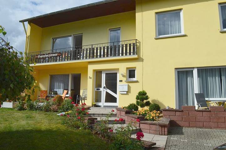 Ferienwohnung für 2 Personen, mit Balkon in Kröv