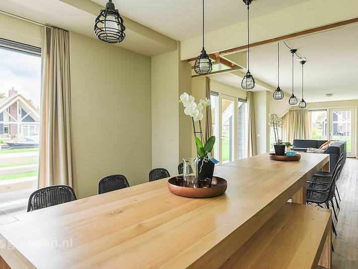 Ferienhaus für 16 Personen, mit Sauna und Terrasse sowie Balkon/Terrasse in Friesland - 3