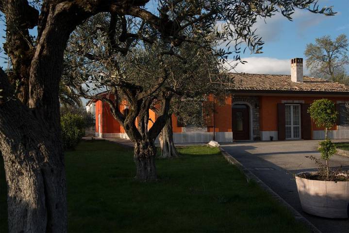 Location de vacances pour 3 personnes, avec Vue à Paternopoli