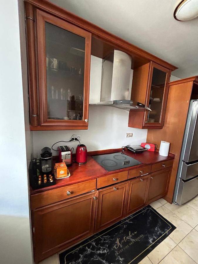 Gîte pour 8 personnes, avec balcon ainsi que sauna et jacuzzi, adapté aux familles dans La Défense - 2