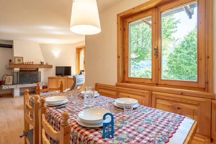 Gîte pour 4 personnes, avec Jardin dans Serrada
