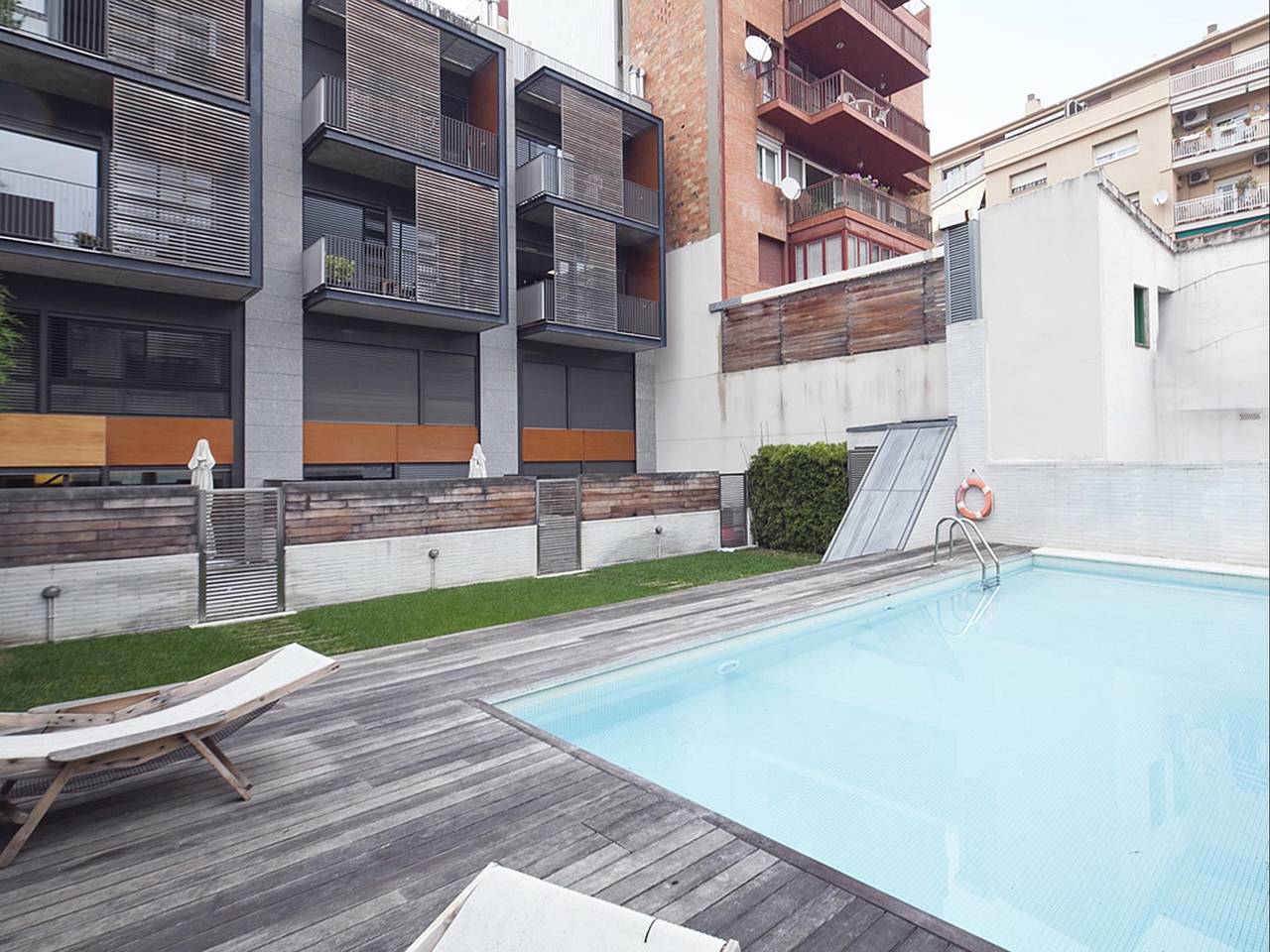 Hel ferielejlighed, Ferielejlighed for 8 personer med terrasse in Sarrià - Sant Gervasi, Barcelona