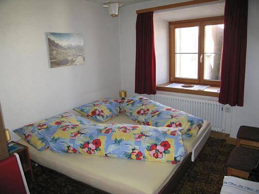 Ganze Ferienwohnung, Ferienwohnung Chasa Suzöl - Chasa Suzöl / 2 Zi. Whg. in Lavin, Unterengadin