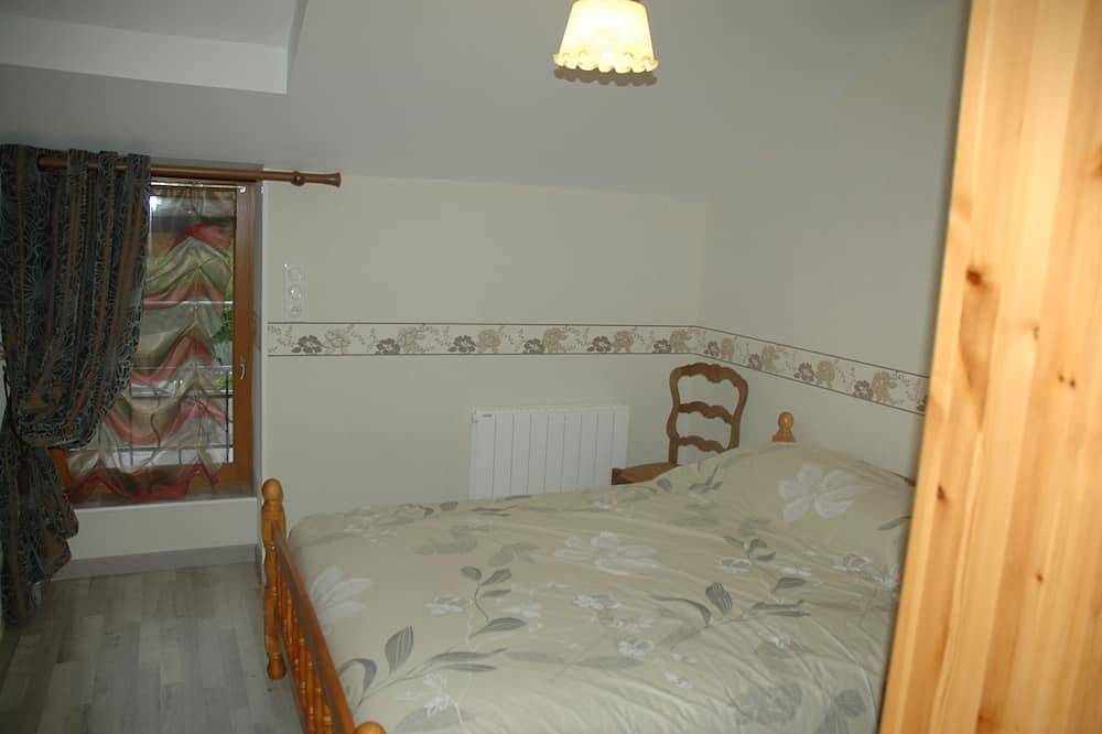 Landhaus in einer kleinen Miltière, St. Christopher. 40 min vom Futuroscope in Paroisse Saint-Damien-en-Châtelleraudais, Vienne