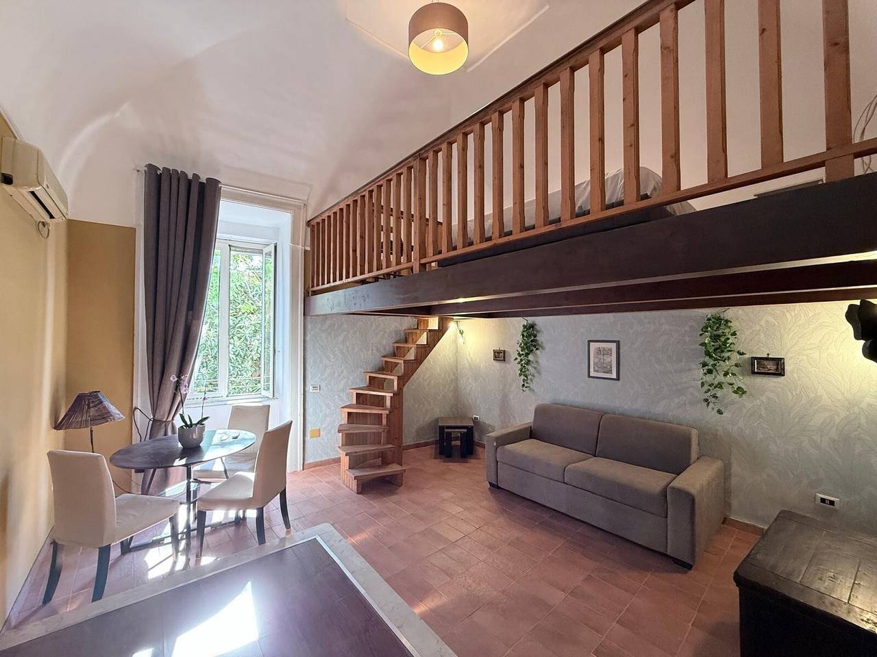 Entire apartment, Reginella Garden View Studio with Shared Terrace, Wi-Fi, and Air Conditioning in Meta, Sorrento Coast
