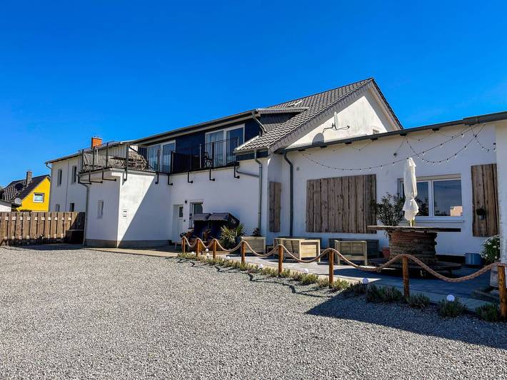 Ferienwohnung für 7 Personen, mit Balkon und Terrasse sowie Ausblick in Zarrendorf