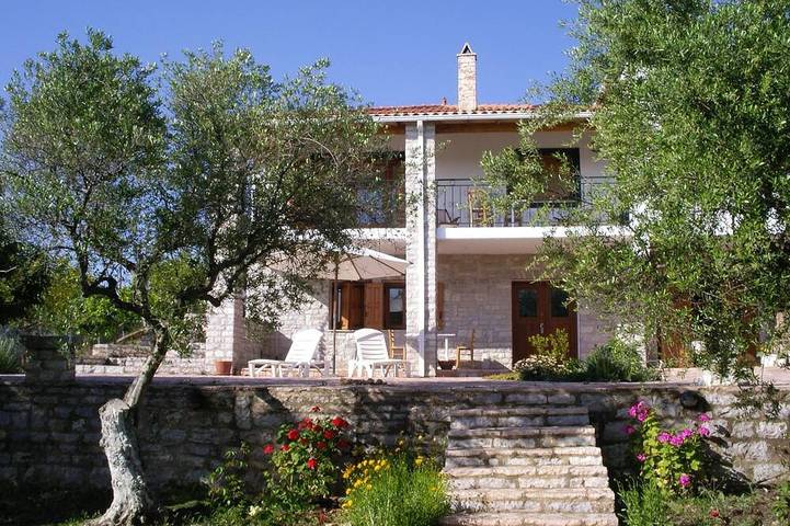 Ferienwohnung für 5 Personen, mit Garten in Agios Ilias