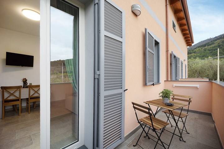Appartamento intero, Appartamento vacanze "Antichi Ricordi - Da Angela" con balcone, piscina in comune e Wi-Fi in Andora, Riviera di Ponente