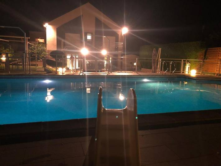 Location de vacances pour 15 personnes, avec piscine ainsi que vue et jardin dans Kairon Plage - 2