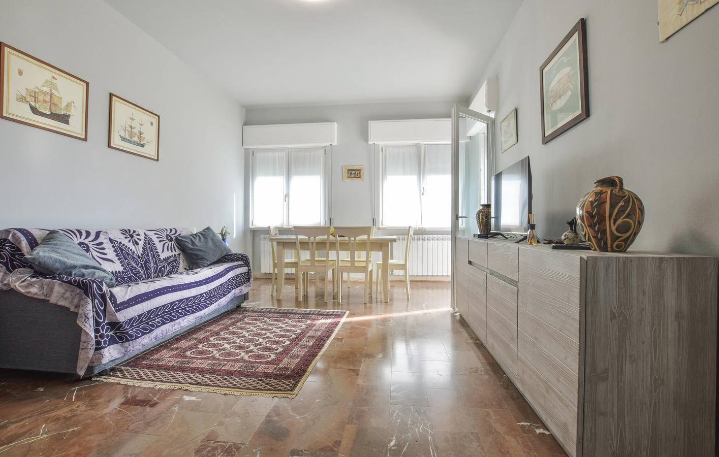 Cozy Apartment with WiFi, AC & Parking, Terrace, Garden - Near Restaurants & River in Camaiore, Italian Riviera