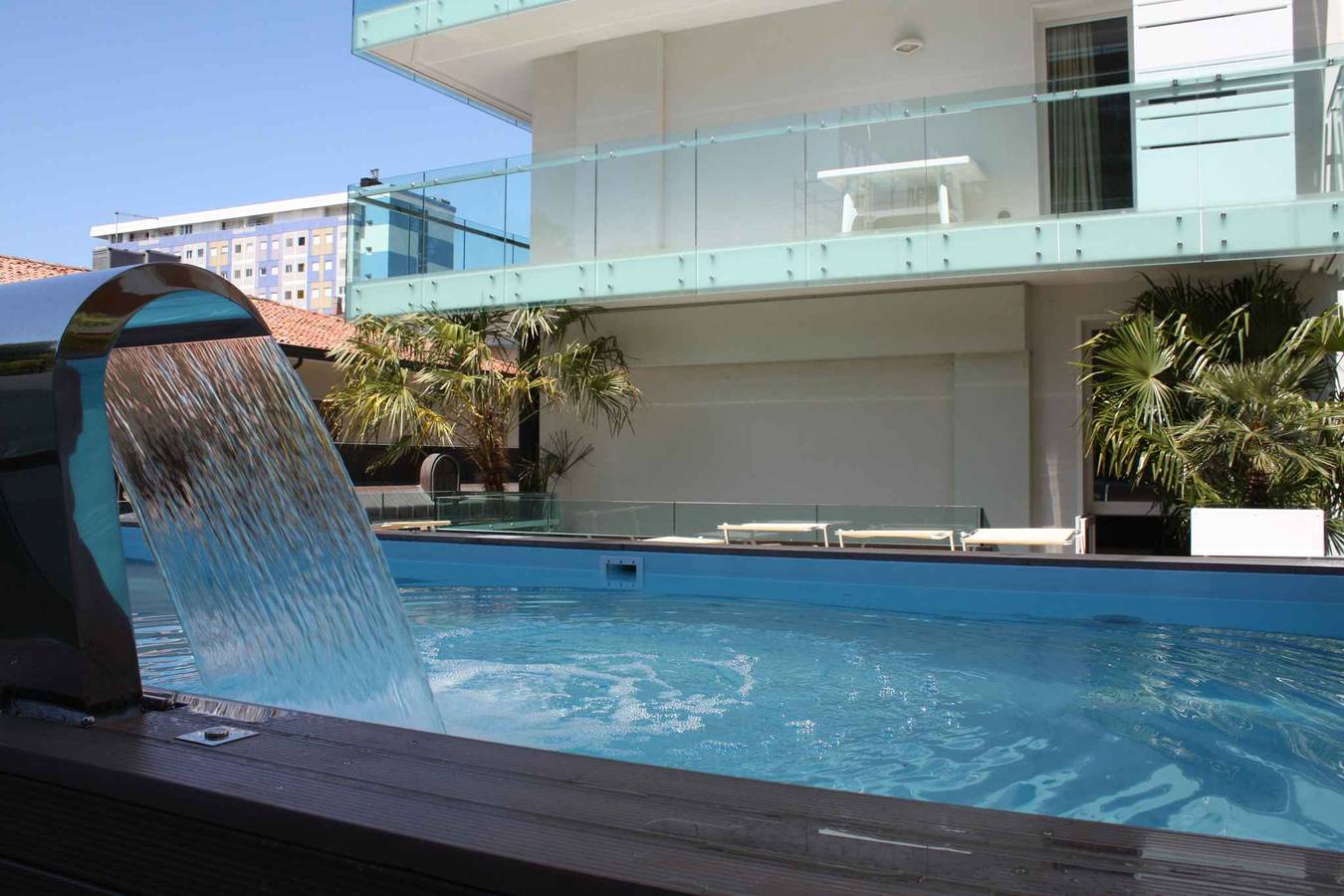 Entire vacation apartment, Holiday apartment with air conditioning, internet, balcony and pool  in Lignano Sabbiadoro, Udine Province