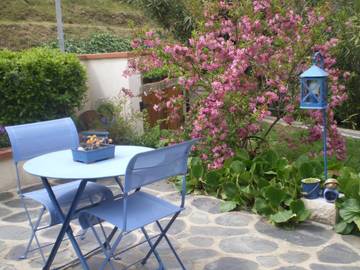 Gîte pour 2 personnes, avec terrasse à Sahorre