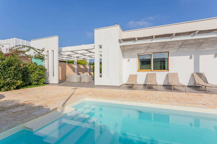 Villa pour 6 personnes, avec Jardin à Polignano a Mare