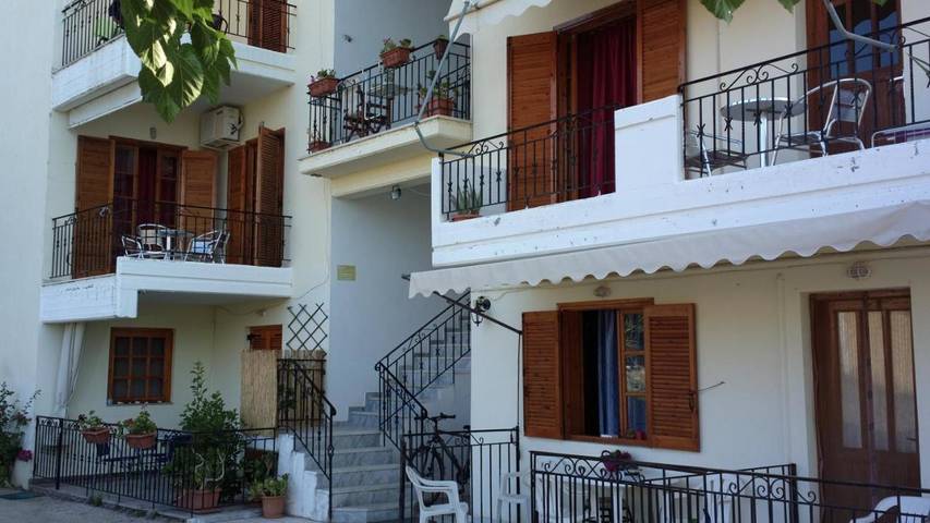 Appartement de vacances pour 4 personnes, avec Balcon et Terrasse ainsi que Jardin et Vue