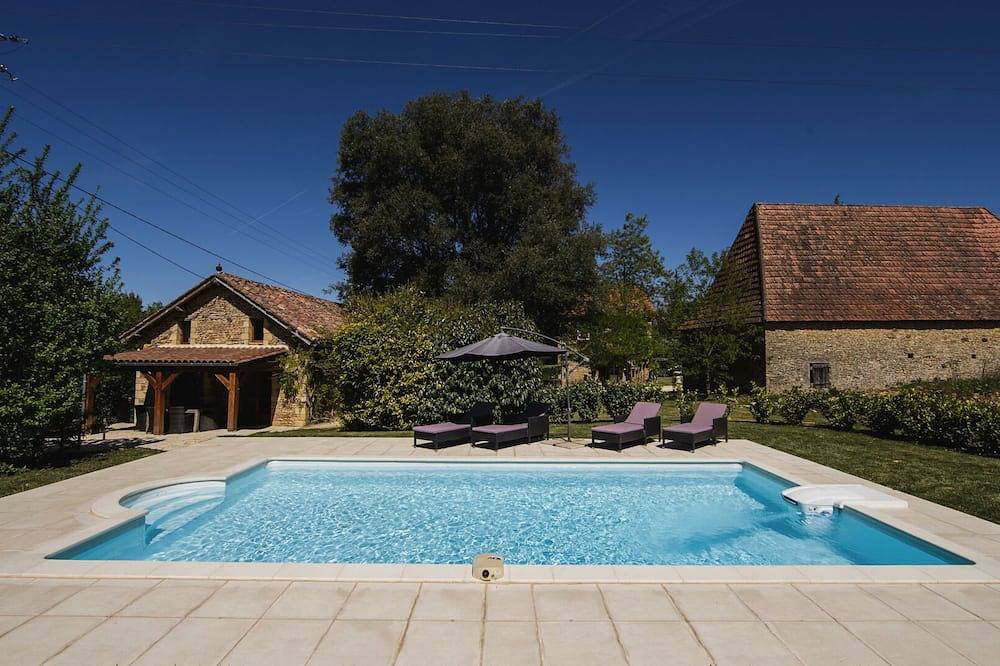 Prachtige villa voor 6 personen met privé zwembad! in Urval, Périgord Pourpre