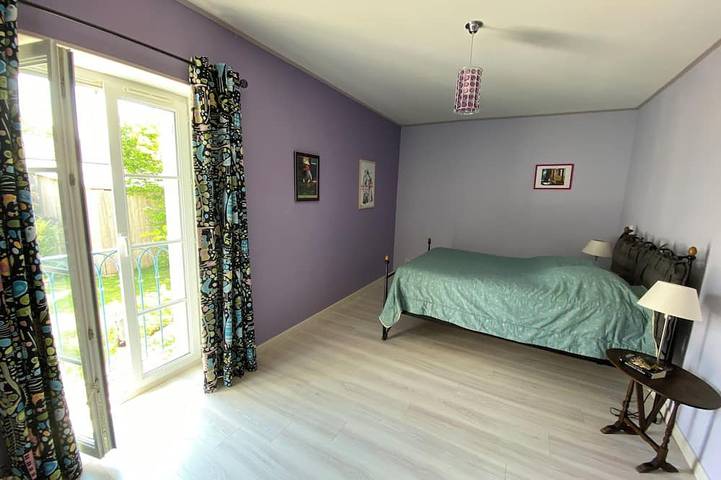 Location de vacances pour 4 personnes, avec piscine à Lindry - 2