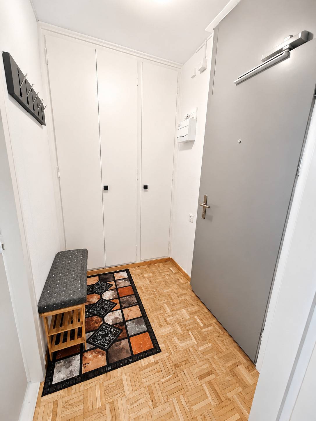 Ganze Wohnung, Ruhiges Apartment mit 2 Schlafzimmern in Chêne-Bougeries, Schweiz in Chêne-Bougeries, Genfer See