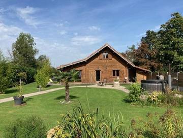 Maison de campagne pour 8 personnes, avec vue et jardin à Longfossé