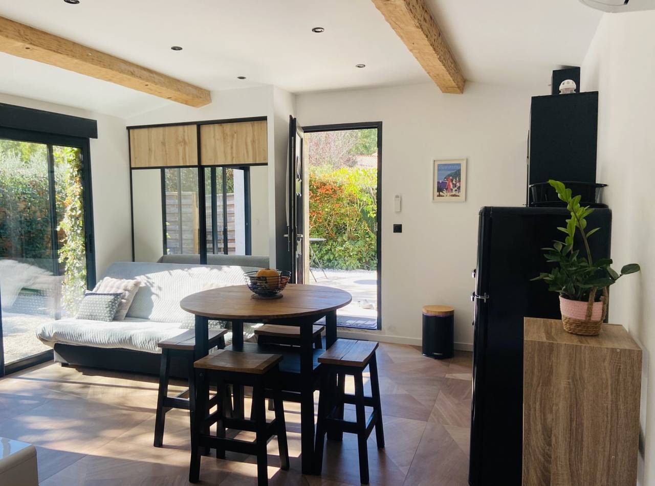 Cosy Lodge Sainte Baume in Nans-les-Pins, Région de Brignoles