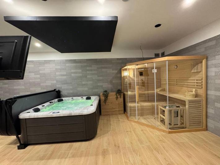 Chambre d’hôte pour 2 personnes, avec vue et terrasse à Thiers - 2