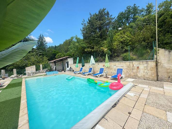 Cottage pour 2 personnes, avec piscine et vue ainsi que jardin et bassin pour enfant à Auch