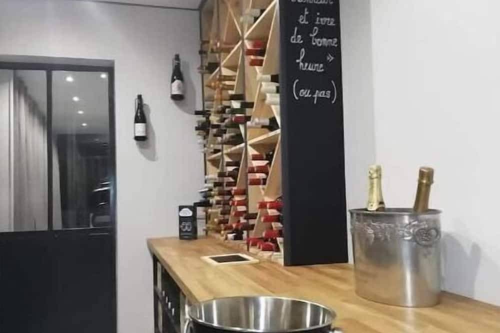 Maison de village tout confort avec piscine in Laugnac, Quercy