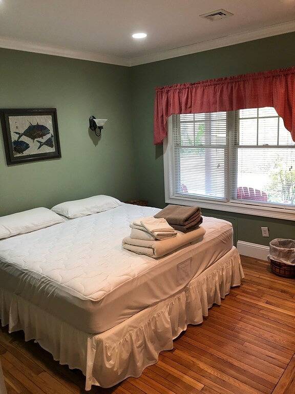 Ferienhaus für 14 Personen, mit Sauna und Balkon sowie Whirlpool, mit Haustier in Rhode Island