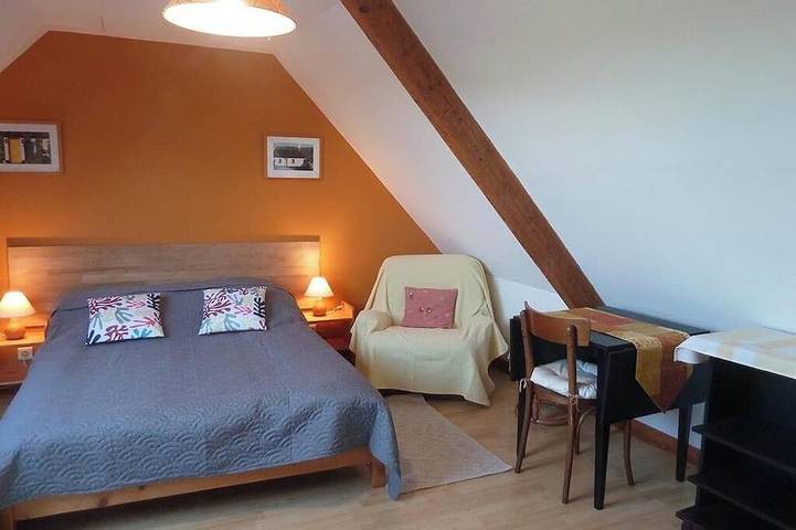 Location de vacances pour 8 personnes, avec jardin et terrasse à Guimaëc - 4