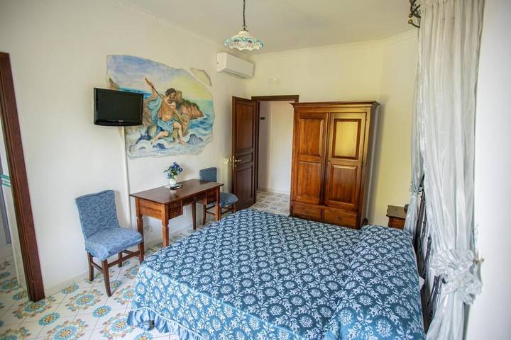 Chambre d’amis pour 4 personnes, avec vue ainsi que jardin et piscine à Agerola - 3