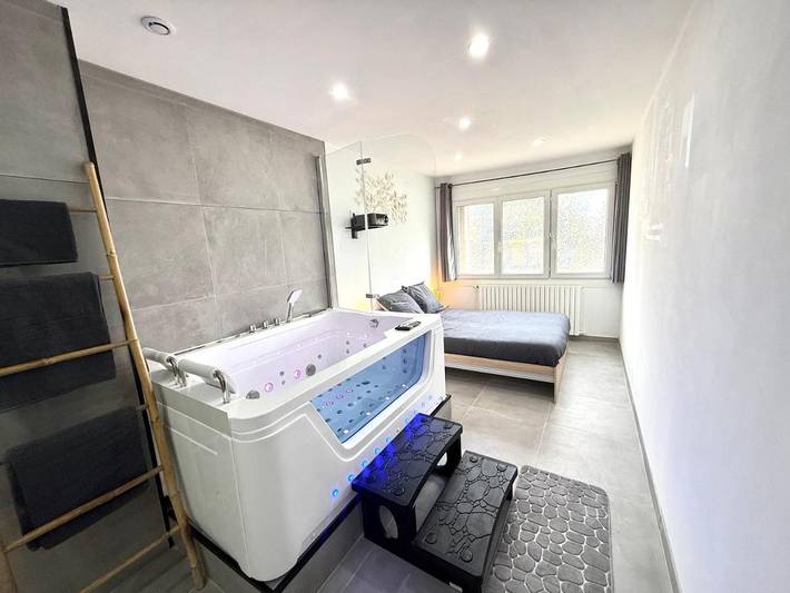 Appartement de vacances pour 6 personnes, avec jacuzzi