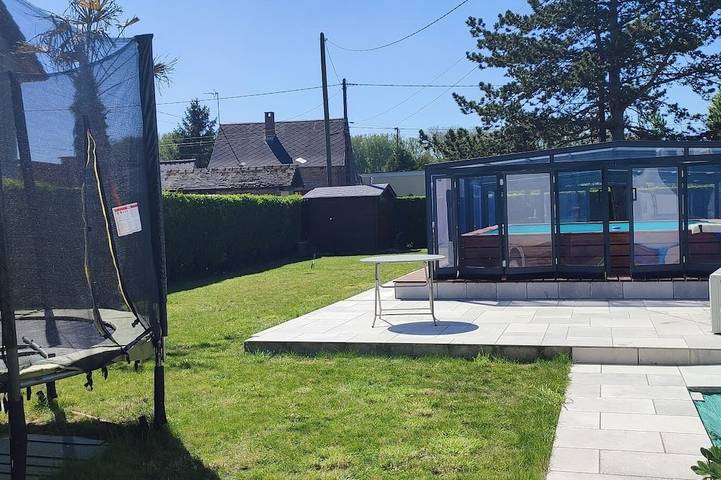 Location de vacances pour 6 personnes, avec jardin et terrasse à Lanchères