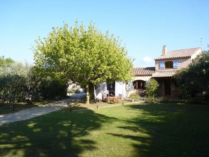 Apartamento de vacaciones para 11 personas, con jardín además de vistas y piscina, Familias con niños - 1