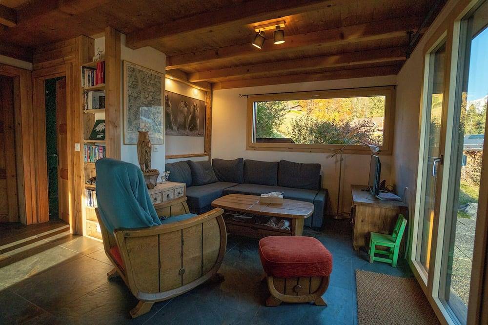 Joli chalet rénové se situant en dessous de la Barboleuse, à Gryon dans un endroit calme entouré de in Gryon, Alpes Vaudoises