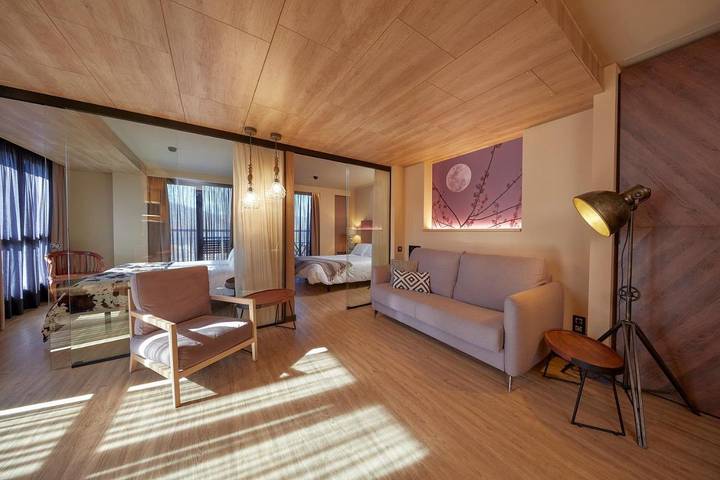 Hôtel pour 6 personnes, avec Balcon ainsi que Terrasse et Vue dans El Humo de Muro