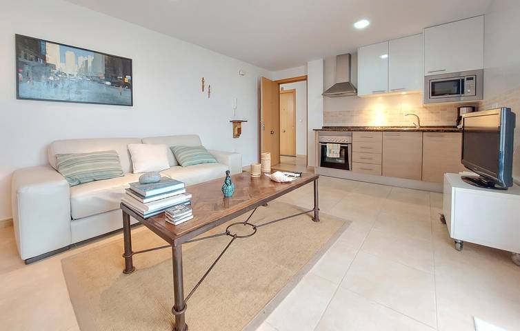 Entire holiday apartment, Sea View Apartment with Parking, Terrace & AC in Moncofa, Costa del Azahar