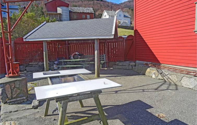 Ferienhaus für 6 Personen mit Terrasse in Vindafjord